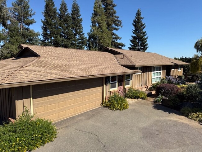 property at 3188 Duncan Rd