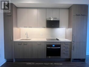 20 Soudan Ave in Toronto, ON - Building Photo - Building Photo