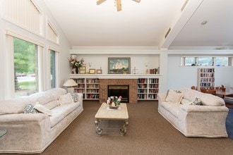 Northgate Manor in Rochester, NY - Foto de edificio - Building Photo