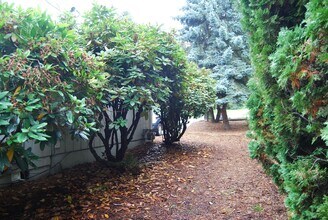 12790 SW Walnut St in Portland, OR - Building Photo - Building Photo