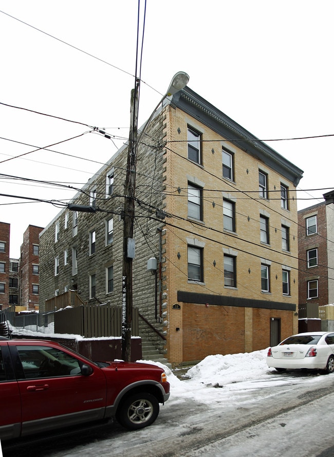 48 Ward St in Salem, MA - Building Photo - Building Photo
