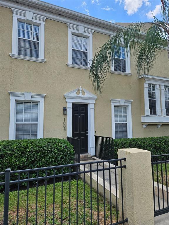 property at 1005 Edison Park Ct