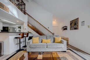 2300 Old Spanish Trl in Houston, TX - Building Photo