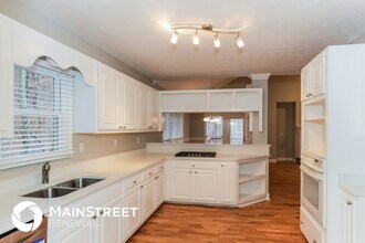 2 Paces Lakes Ridge in Dallas, GA - Building Photo - Building Photo
