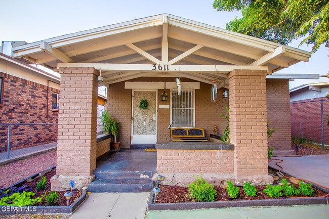 3611 Yandell Dr in El Paso, TX - Building Photo - Building Photo