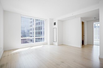 1 Franklin St, Unit 1510 in Boston, MA - Building Photo - Building Photo