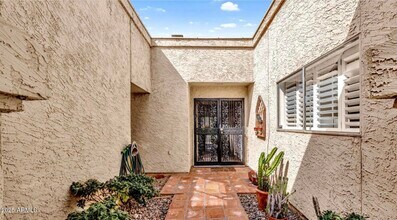 8188 E Del Cuarzo Dr in Scottsdale, AZ - Building Photo - Building Photo