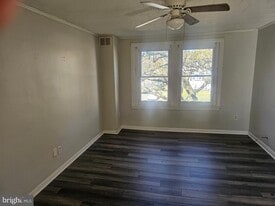 7515 Lange St in Baltimore, MD - Building Photo