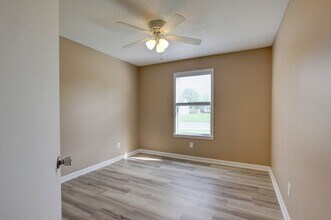 3215 N Senseney Cir in Clarksville, TN - Building Photo - Building Photo