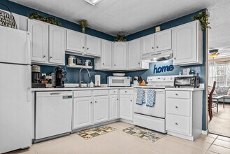 100 Woodstone Dr in Athens, GA - Building Photo - Building Photo