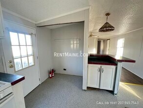 20 Bearberry Rd in Franklin, ME - Building Photo - Building Photo