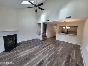 6211 Wrightsville Ave in Wilmington, NC - Building Photo - Building Photo