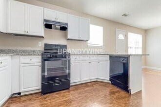 6065 Flagstaf Walk in Mcdonough, GA - Building Photo - Building Photo
