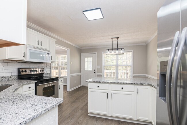 3401 Connection Dr in Fayetteville, NC - Building Photo - Building Photo