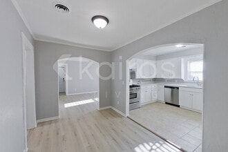 411 Sunset Terrace in Amarillo, TX - Building Photo - Building Photo