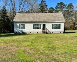 103 Meadowview Rd in Jacksonville, NC - Building Photo