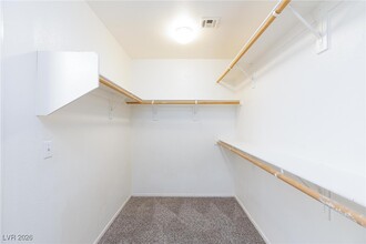 5650 St Elias St in North Las Vegas, NV - Building Photo - Building Photo