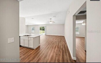 1011 Webster Rd SE in Palm Bay, FL - Building Photo - Building Photo