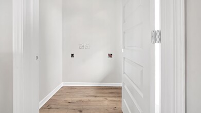 301 Gabrielle Ln in Panama City, FL - Building Photo - Building Photo