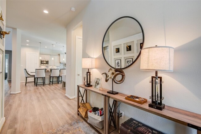 property at 7314 Kingbird Cv Ct