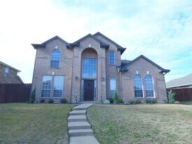 3905 Valez Dr in Carrollton, TX - Building Photo