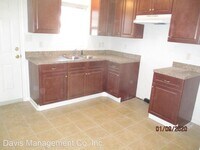 304 Maple Ave photo'