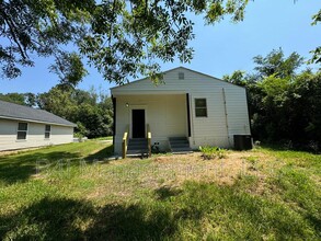 407 Circus St in Griffin, GA - Building Photo - Building Photo
