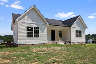 3005 Longview Court in Dickson, TN - Building Photo - Building Photo