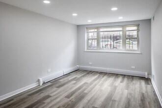 3161 N Cambridge Ave in Chicago, IL - Foto de edificio - Interior Photo