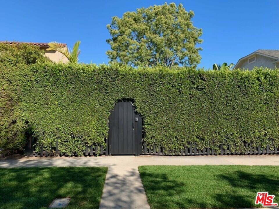 1244 S Sycamore Ave in Los Angeles, CA - Building Photo