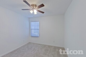 831 Ginkgo Wy in Princeton, TX - Foto de edificio - Building Photo