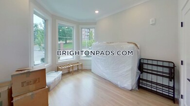 104-106 Warren St. in Boston, MA - Building Photo - Building Photo