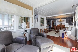 124 Hart Ave in Santa Monica, CA - Building Photo - Building Photo