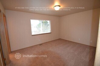 306 Deeded St in Orting, WA - Building Photo - Building Photo