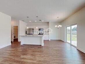 907 Walden Pond Dr in Plant City, FL - Foto de edificio - Building Photo