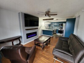 403 Hayden Rd in Tallahassee, FL - Building Photo