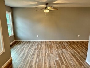 905 Gardner St in Waynesboro, VA - Building Photo - Building Photo