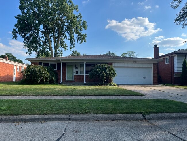 property at 31049 Grennada St
