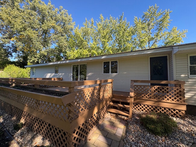 272 Aniline Ave N in Holland, MI - Building Photo - Building Photo