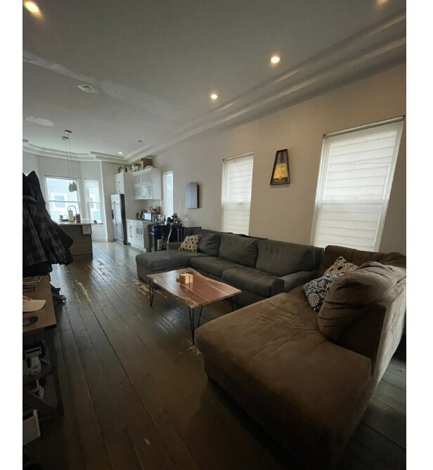 24 Washburn St, Unit 1 in Boston, MA - Building Photo - Building Photo