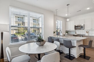 The Ellery at Westchester in Grand Prairie, TX - Building Photo - Building Photo