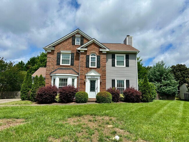 property at 8425 Hirsch Dr