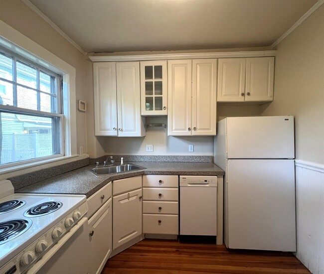448 Broadway, Unit #2, Unit #2