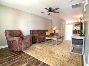 364 Sam Houston Cir in Clarksville, TN - Building Photo - Building Photo