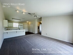 19045 Holly Rd in Ft. Myers, FL - Building Photo - Building Photo