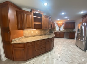 983 Rolling Oaks Ln in Collierville, TN - Building Photo - Building Photo
