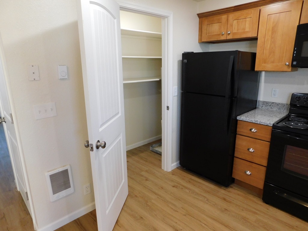 Oakwood Terrace Apartments Lebanon, OR Apartments For Rent