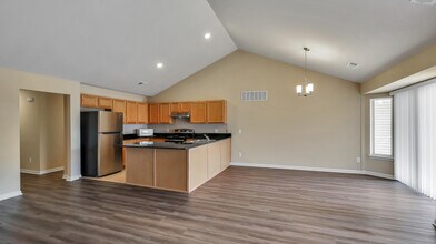 5593 Stoney Pl N in Shelby Township, MI - Building Photo - Building Photo
