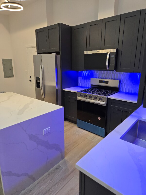 2909 N Milwaukee Ave in Chicago, IL - Building Photo - Building Photo