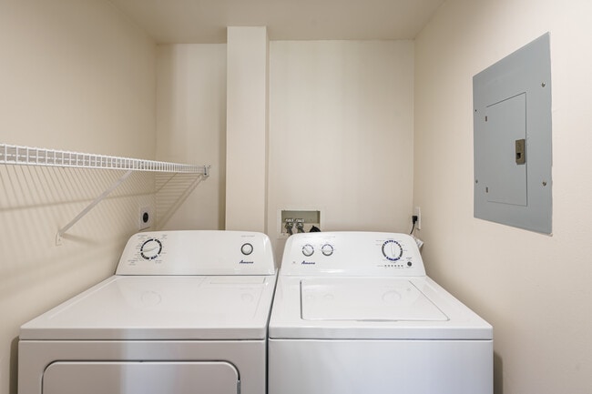 Sanctuary Cove Apartments